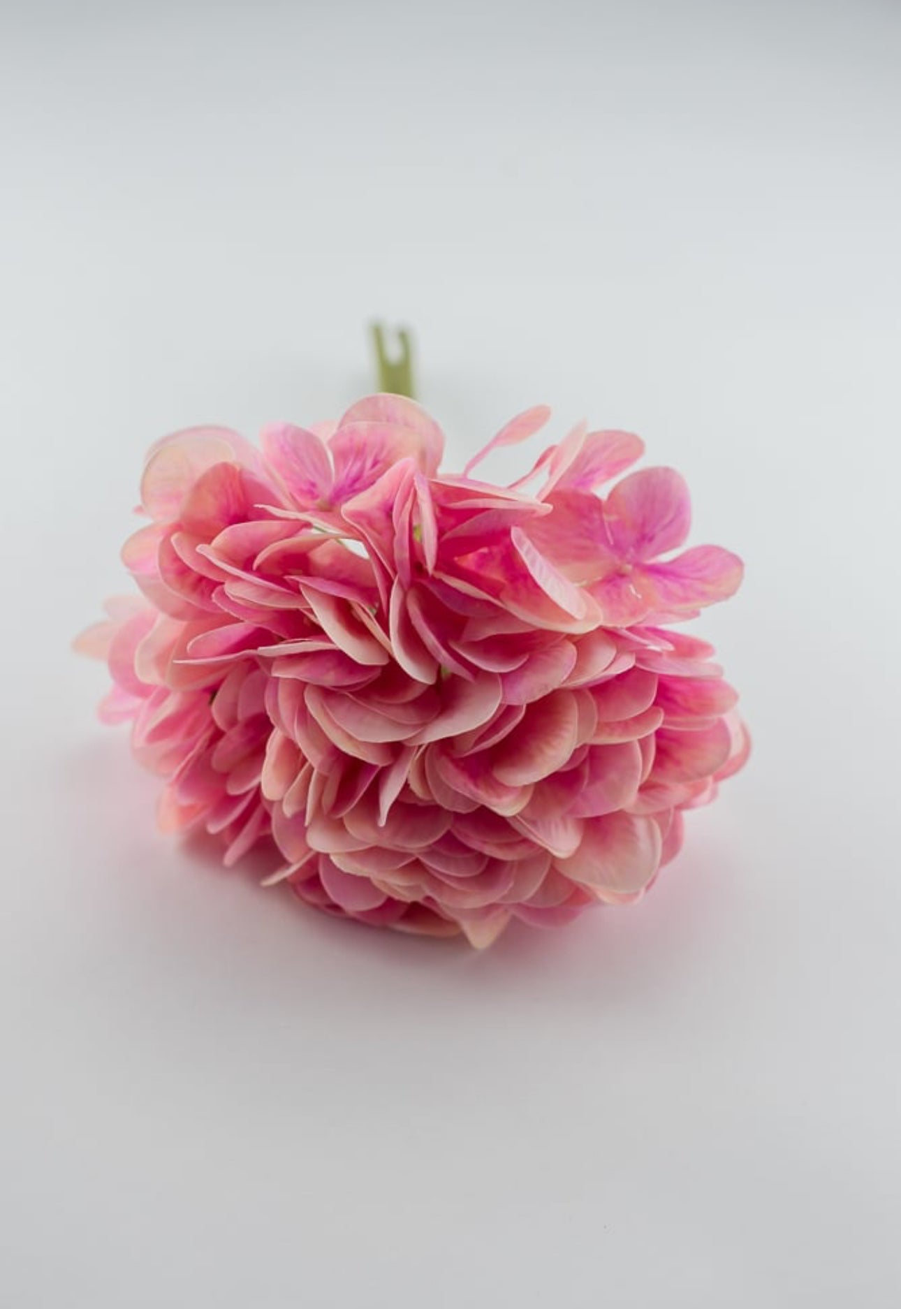 Hydrangeas bundle - natural touch - cerise pink - Greenery Marketartificial flowers5608-CER