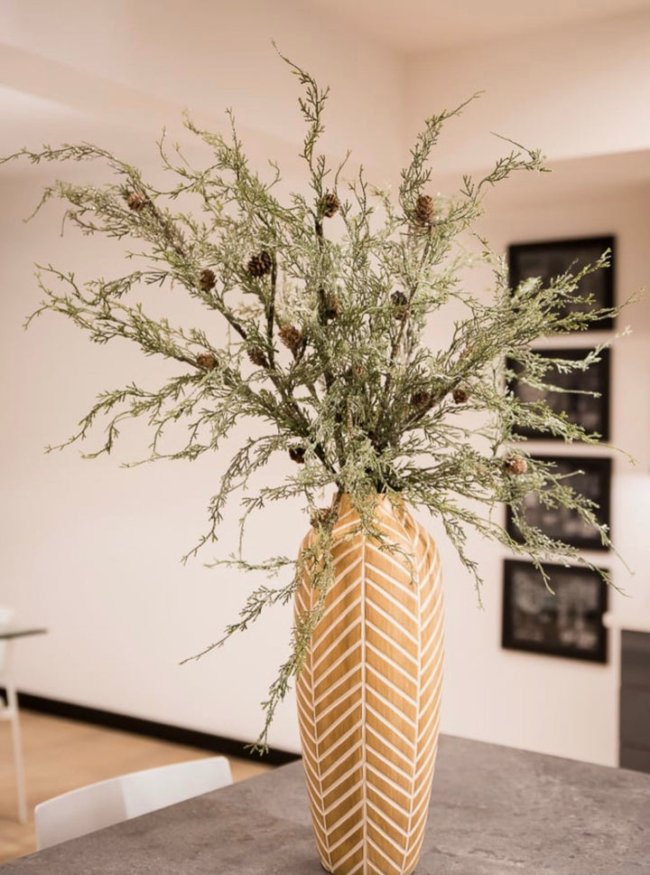 Icy cedar and cone spray - Customer favorite - Greenery Marketgreenery84067ICE