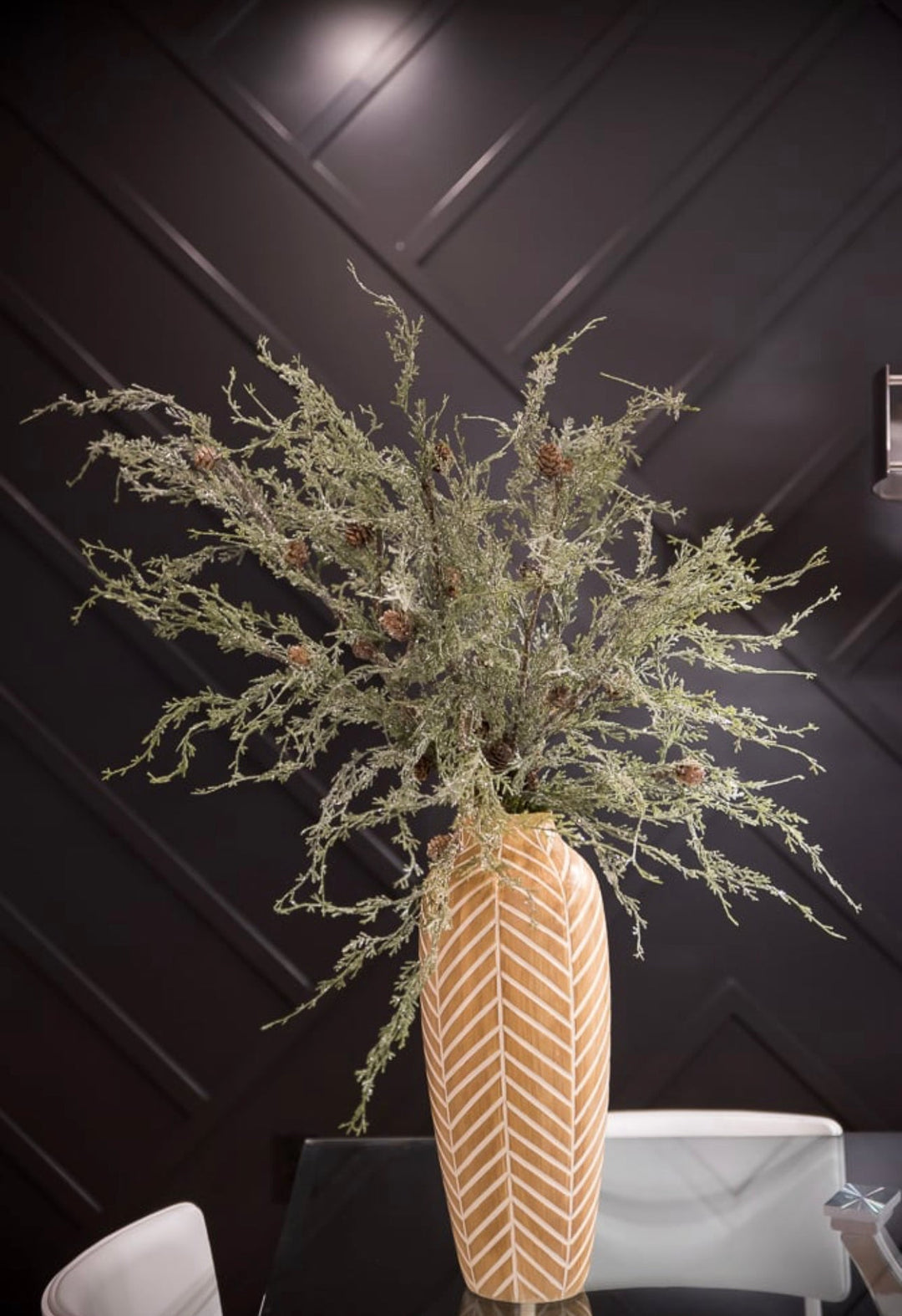 Icy cedar and cone spray - Customer favorite - Greenery Marketgreenery84067ICE