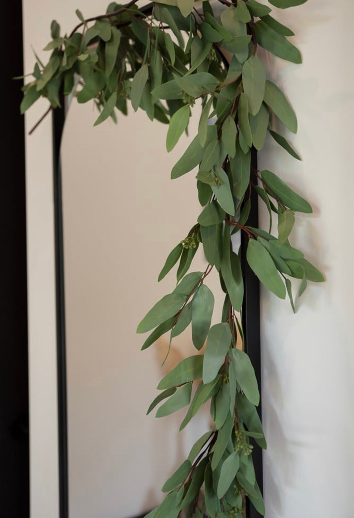 Long leaf eucalyptus garland 5’ - Greenery Market2390022SG