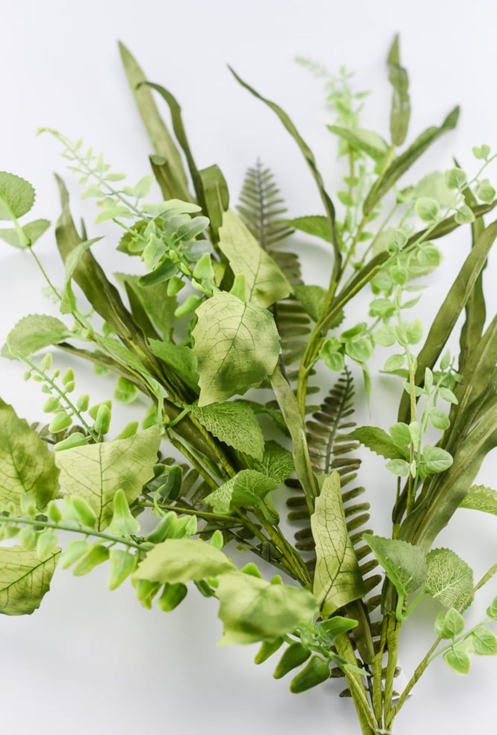 Mixed fern and leaves spray - Greenery MarketArtificial Flora61639