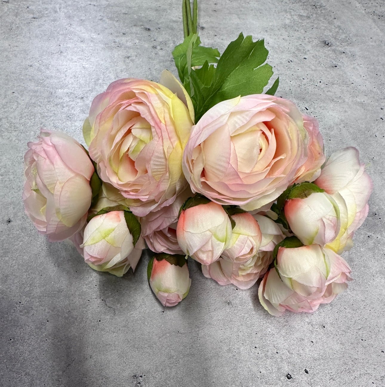 Pink cream ranunculus bundle - Greenery Marketartificial flowers27041