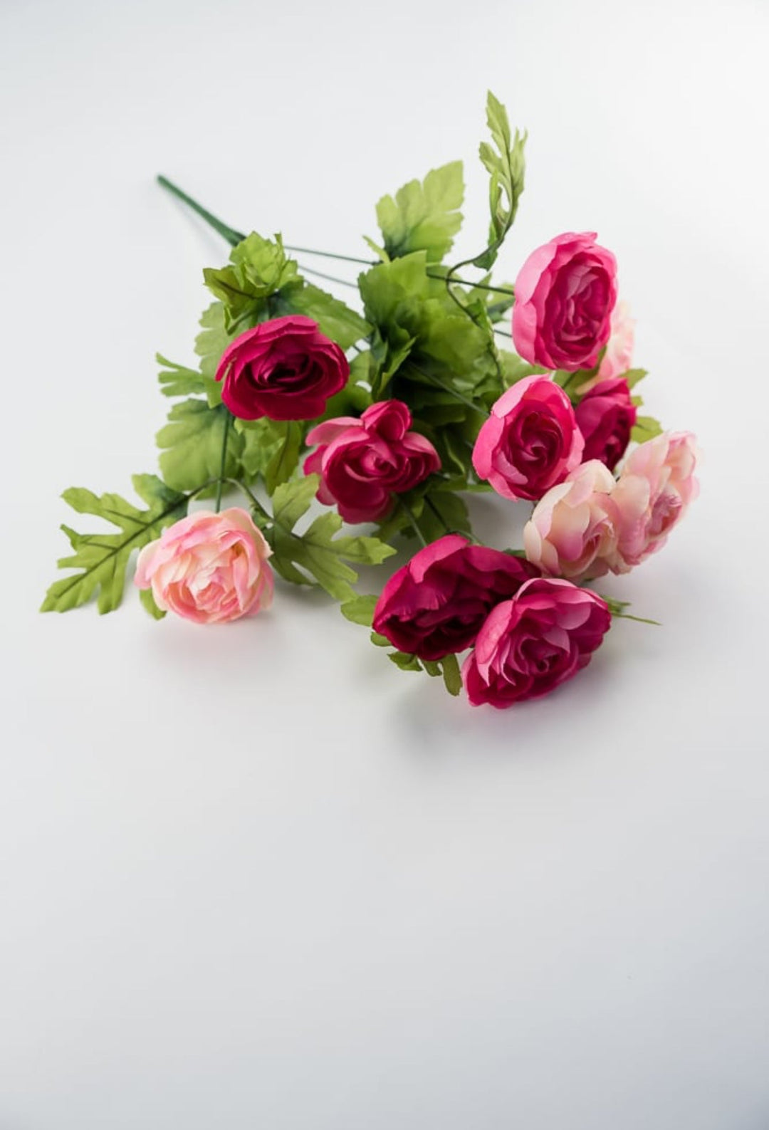 Ranunculus bush, light pink and beauty pink petite flowers, - Greenery Marketartificial flowers54662-BTYPK