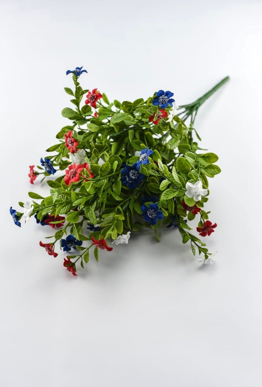 Red white and blue filler flower and greenery bush - Greenery Market82396-RDWTBL