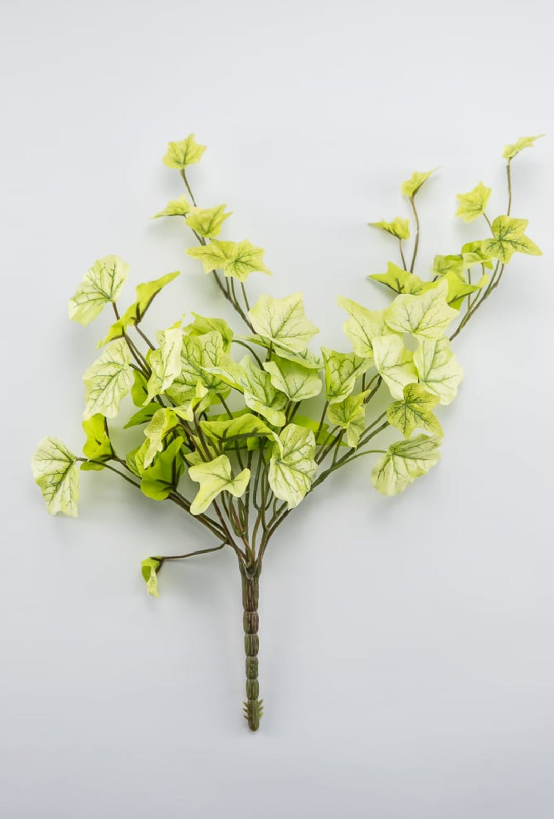Soft touch mini Ivy hanging bush - Greenery Market80091-LT.GN