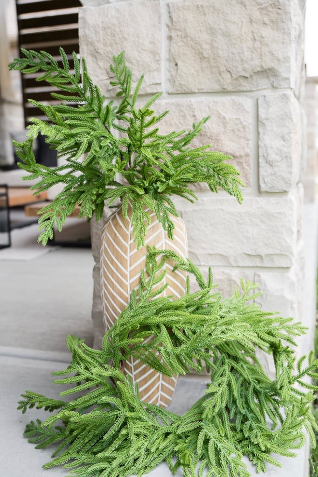 Soft touch, Norfolk pine wreath - Greenery Market27190