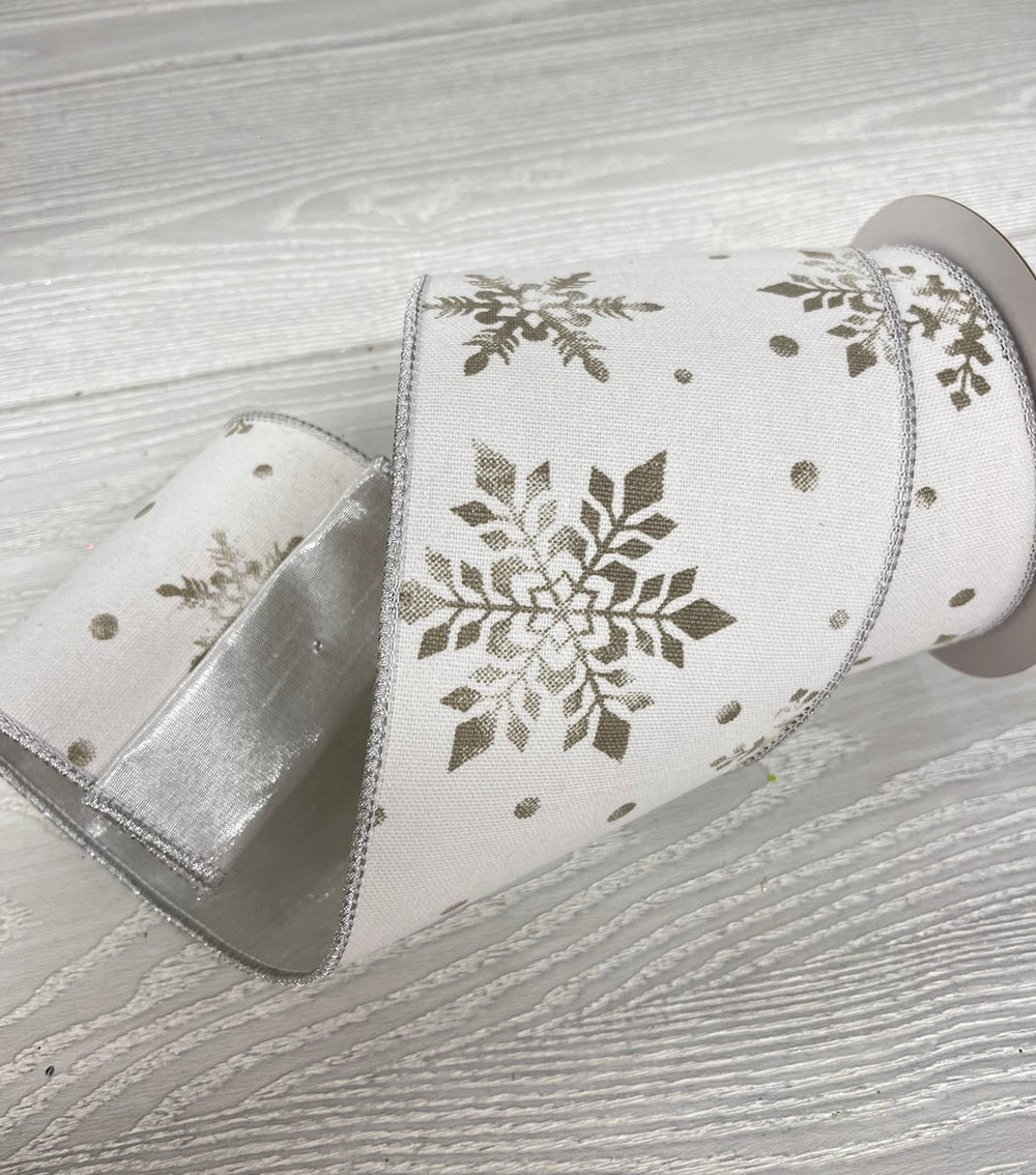 White and gray snowflake 4” - Greenery Market179727