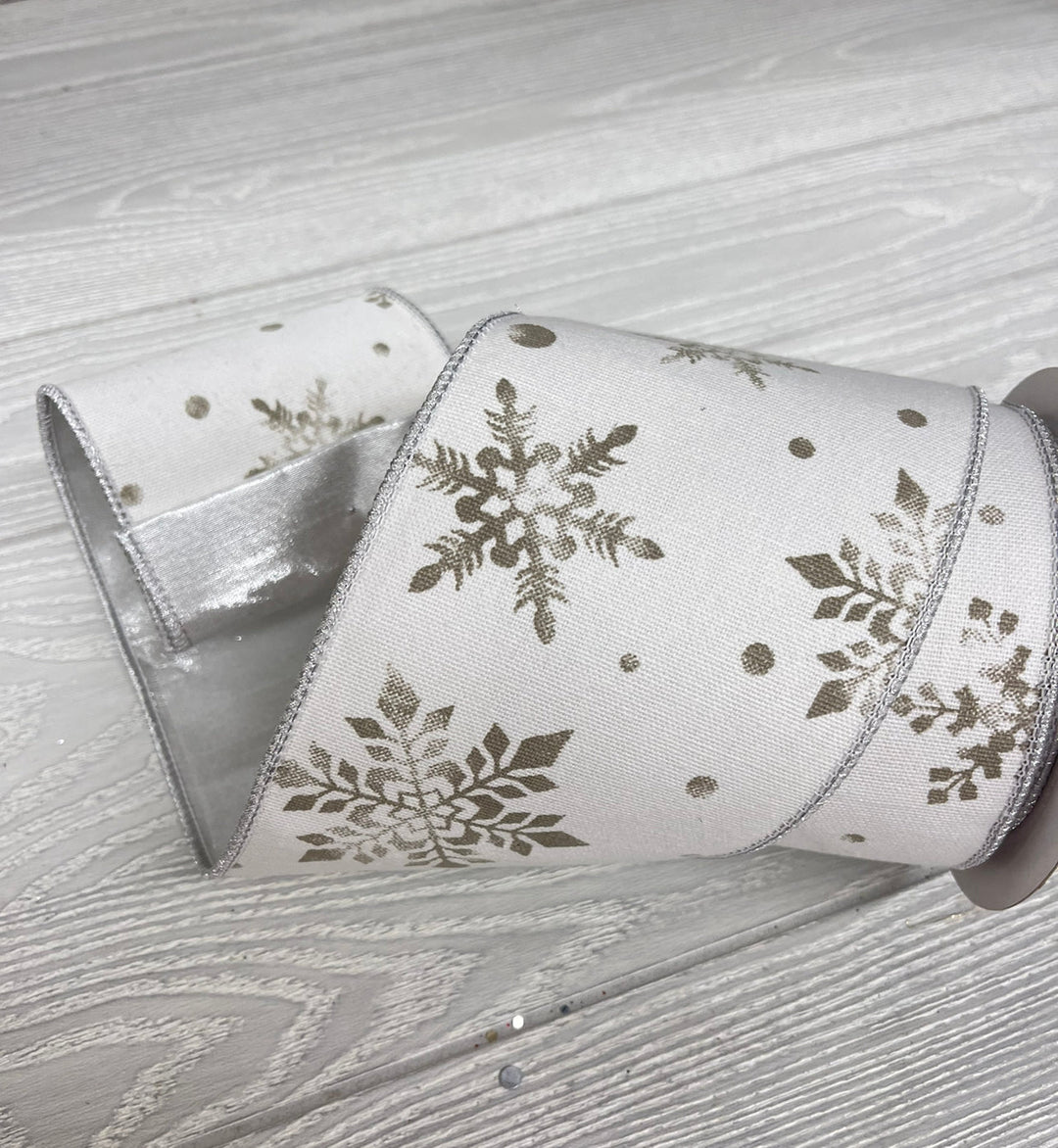 White and gray snowflake 4” - Greenery Market179727