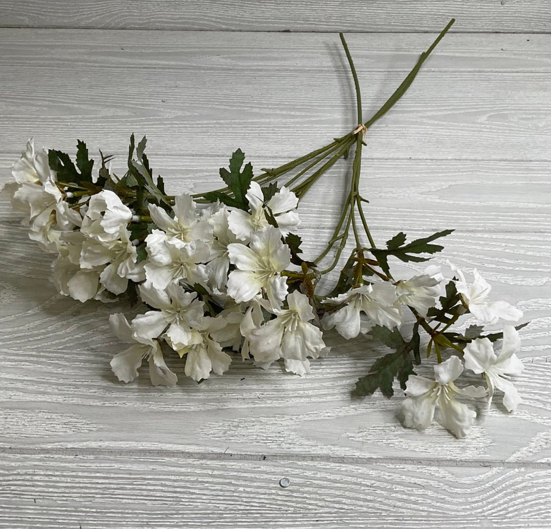 Wild flower spray - white - Greenery MarketArtificial Flora26306